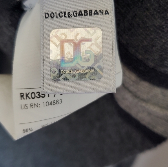 Dolce & Gabbana D&G Wool Cashmere Pull-Over Sweater - Picture 8 of 12